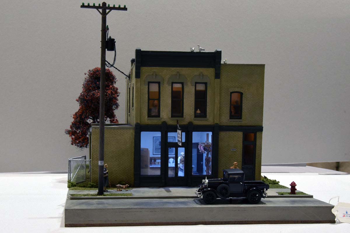Herman Lohe's Meat Market in O Scale by John Rusty Dramm, MWR - 2nd Place Display Category