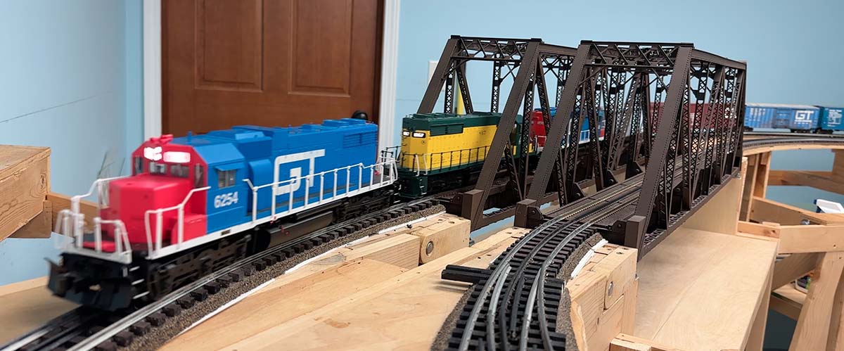 Train 271 on the Bridge Deck